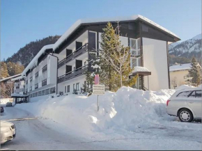 Alpenstadel mit Hallenbad und Sauna by MoniCare